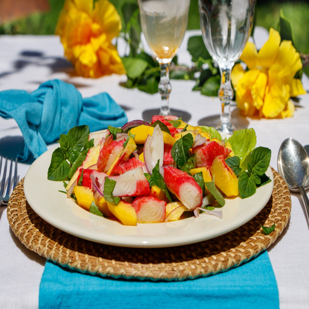 foto de Ensalada de Kani Kama con frutas de verano